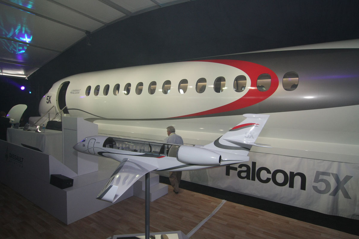 NBAA 2013 Falcon 5X unveiled