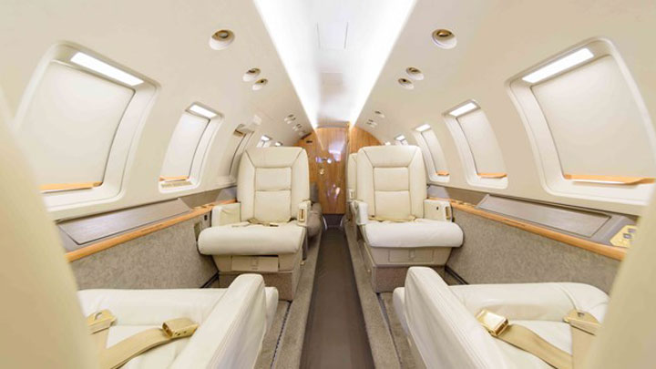 Special Charter Fleet - Hawker 800 Jet Interior