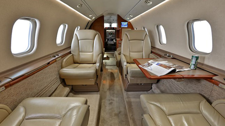 Special Charter Fleet - Learjet 60 Jet Interior
