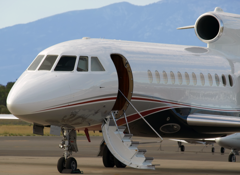 9 Top International Private Jet Airports JetOptions