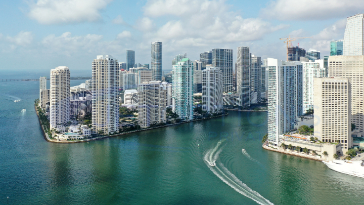 Miami Springs private jet rental