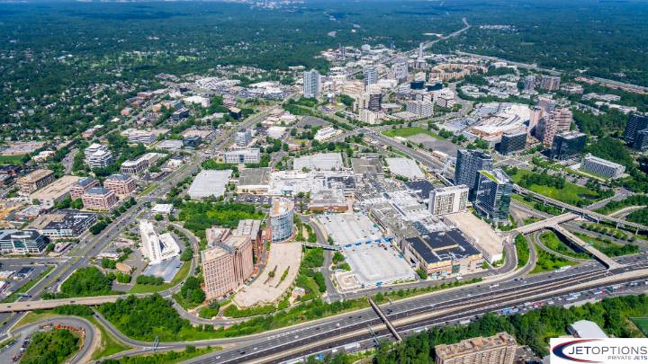 Charter and fly to the Washington DC area, Leesburg Executive by private jet