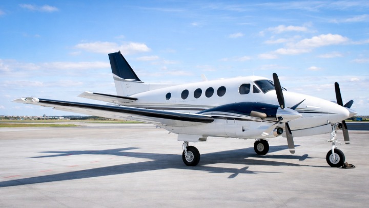 King Air 90