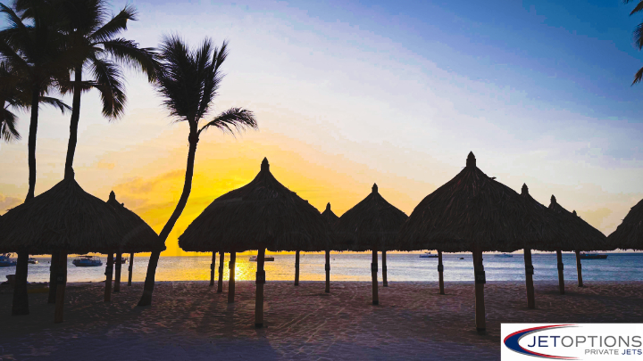 White Sand Beach and Luxury Resorts in Aruba for Private Jet Travelers