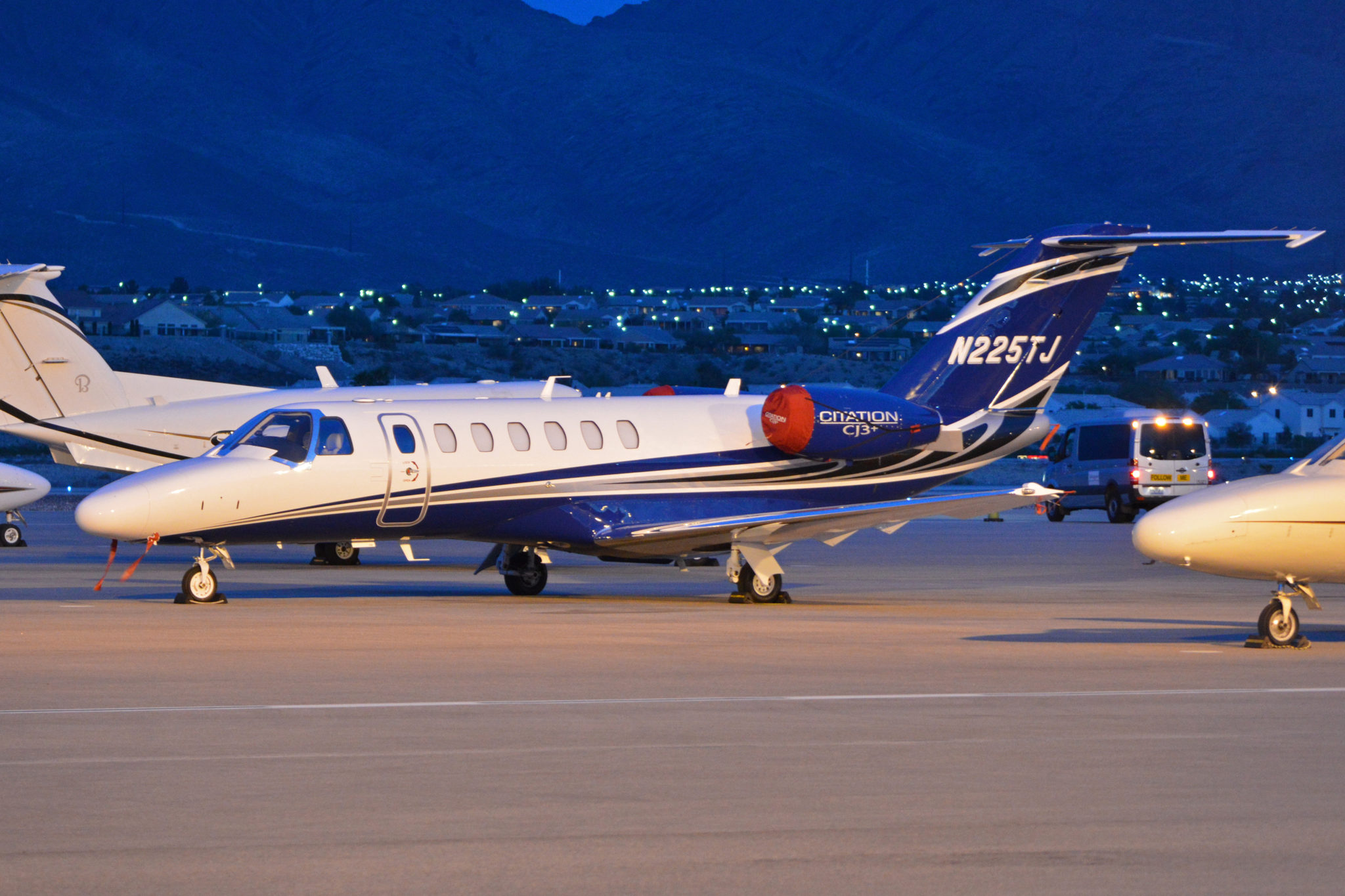 Henderson Executive Airport HND Charter Flights - JetOptions Private Jets